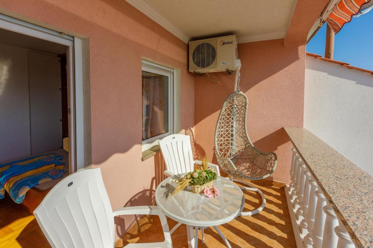House Haus Rosa Βίλα Dramalj Εξωτερικό φωτογραφία
